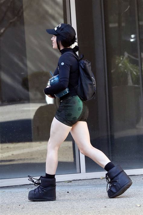 billie eilish ass|Billie Eilish ass : r/BillieEilishButt .